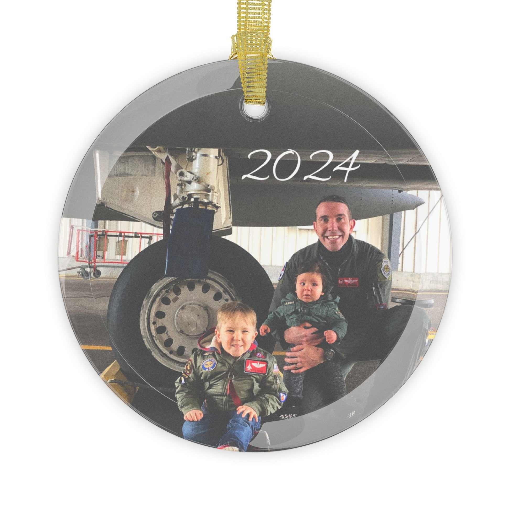 Glass_ornament_2024