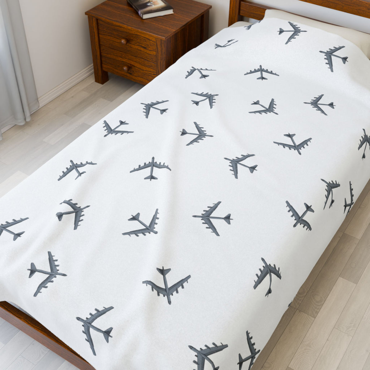B-52 Stratofortress Lil Pilots Collection Plush Blanket (60" X 80" Twin Size)