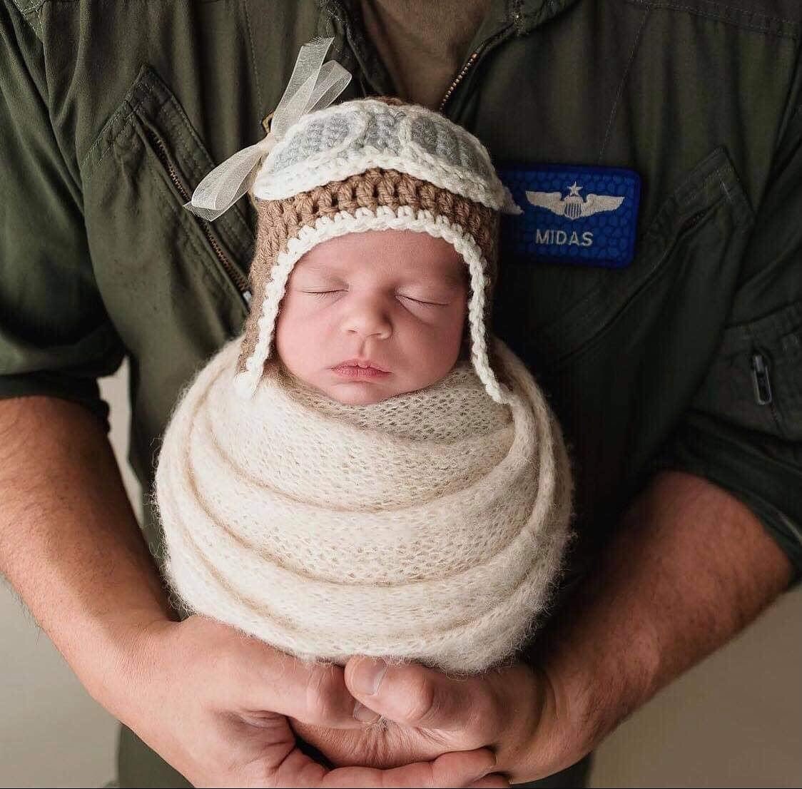 crocheted pilot hat with bow