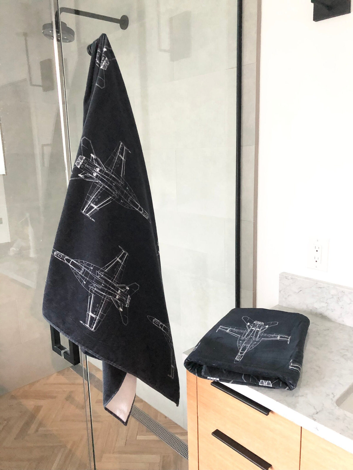CLOSEOUT: F/A-18E Superhornet Blueprint Fighter Jet 100% Cotton Oversized Beach/Pool/Bath Towel