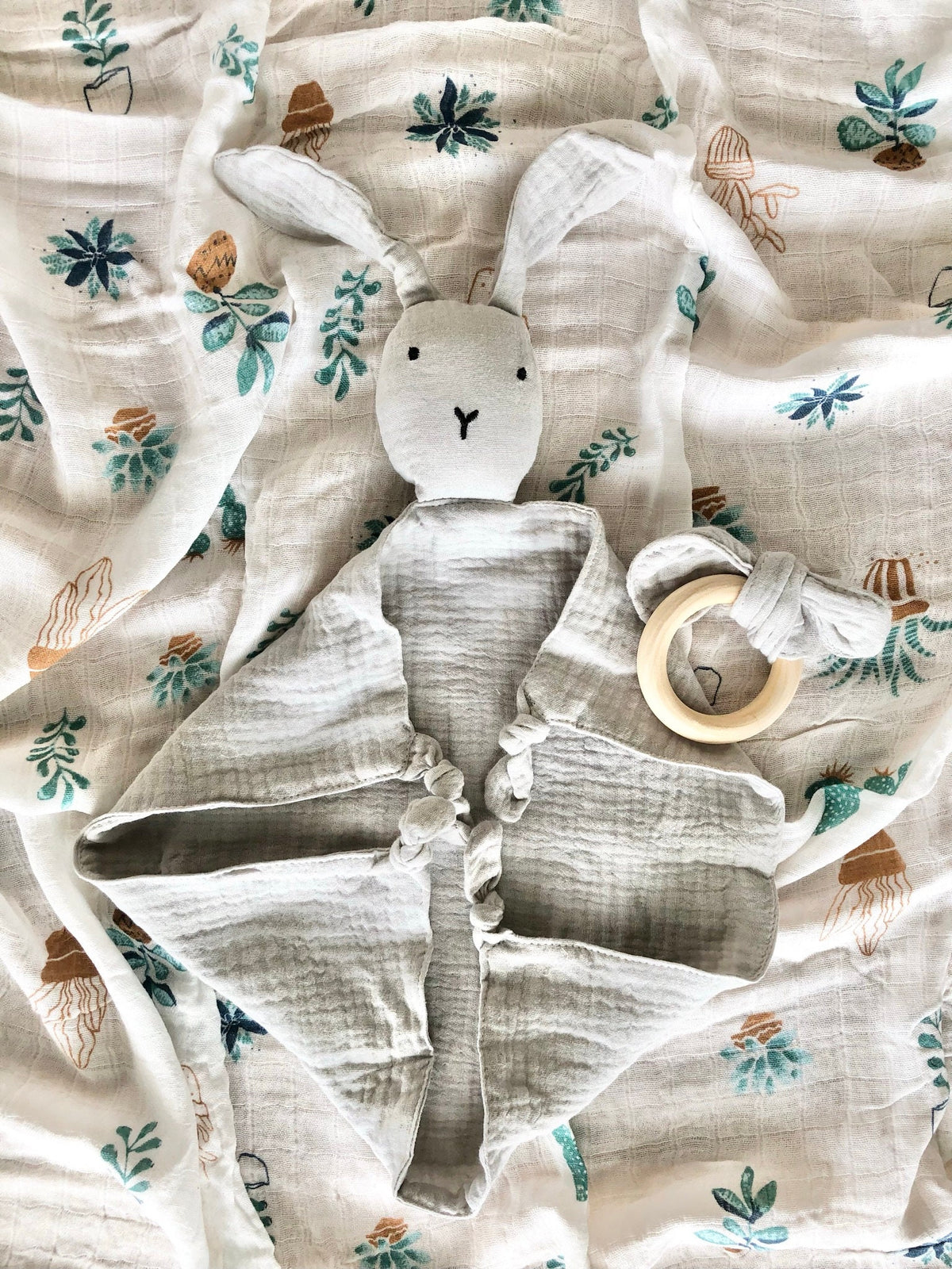 100% Cotton Muslin Bunny Lovey and Ring Set